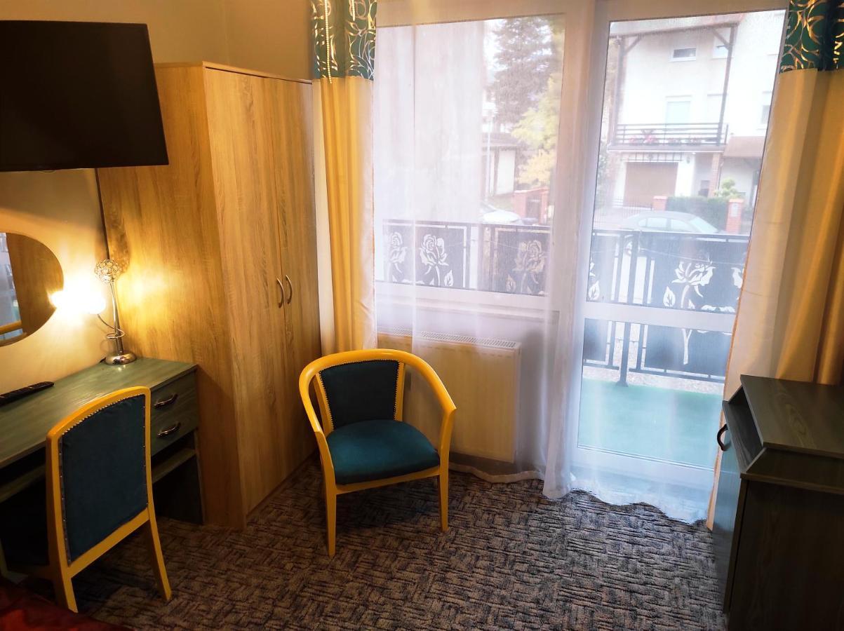 Pod Roza B&B Устка Екстериор снимка