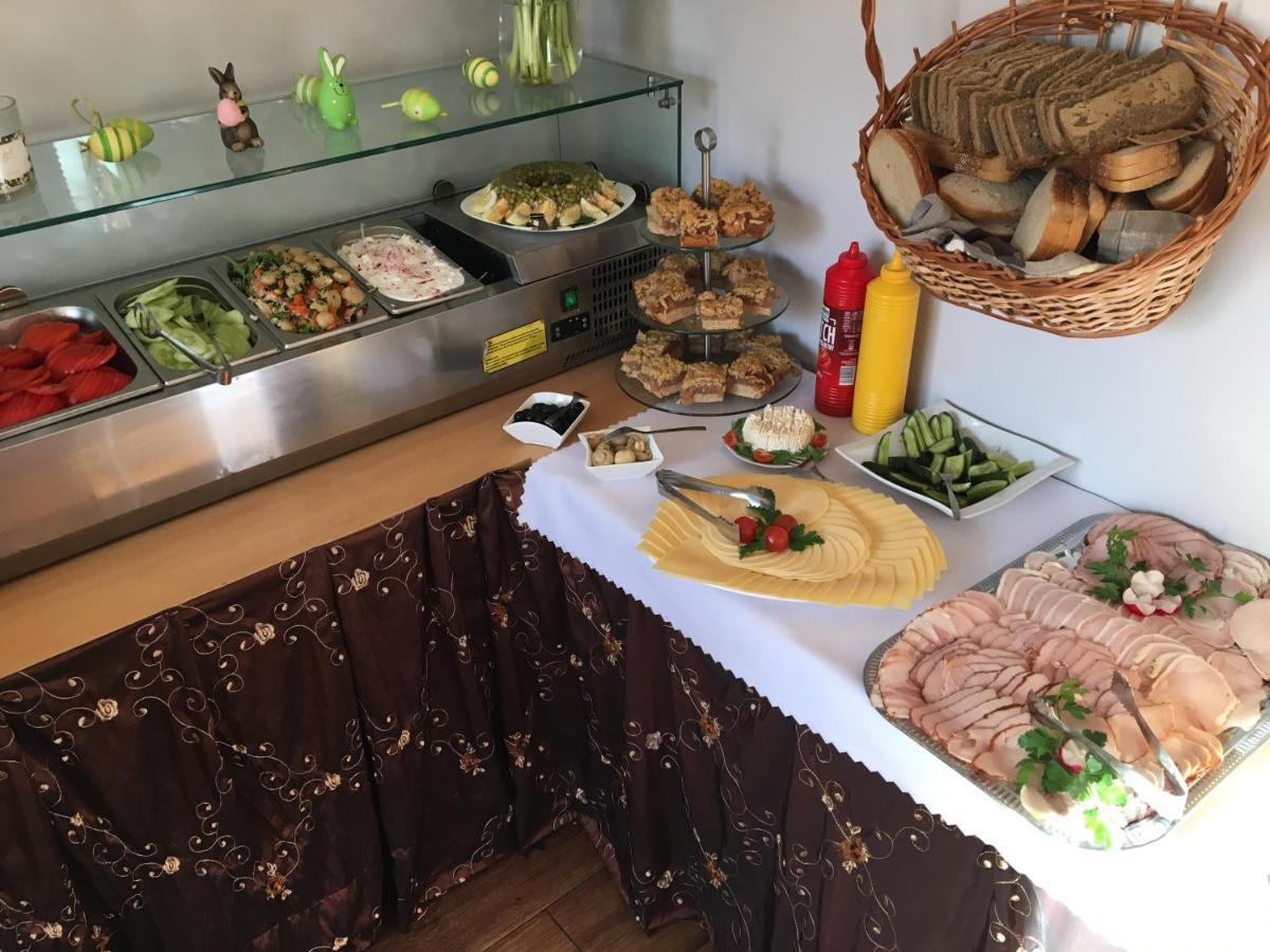 Pod Roza B&B Устка Екстериор снимка